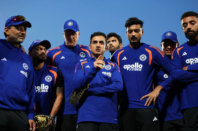 Gautam Gambhir with Indian team | X