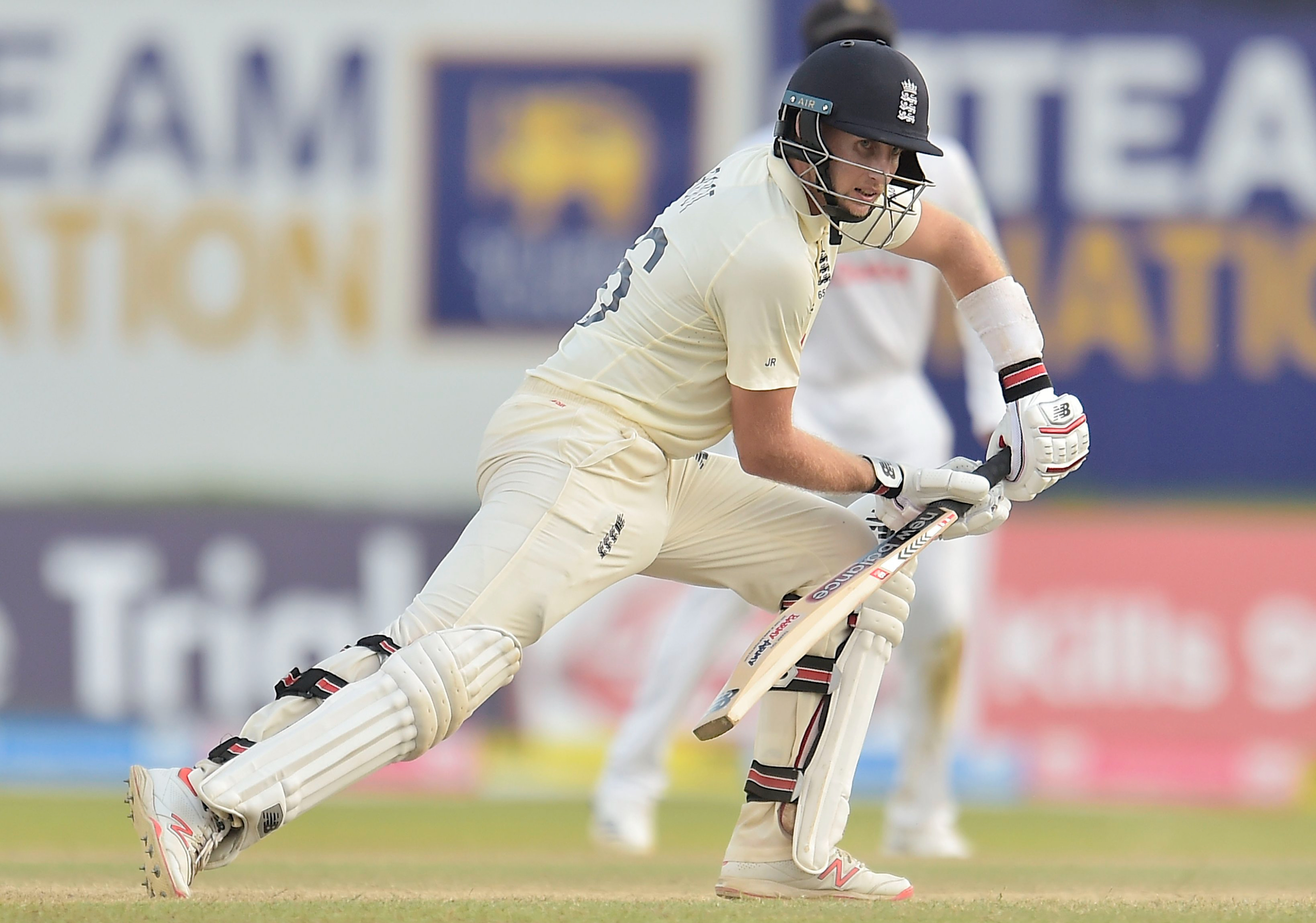 Joe Root enroute his 186 against Sri Lanka | England Cricket Twitter