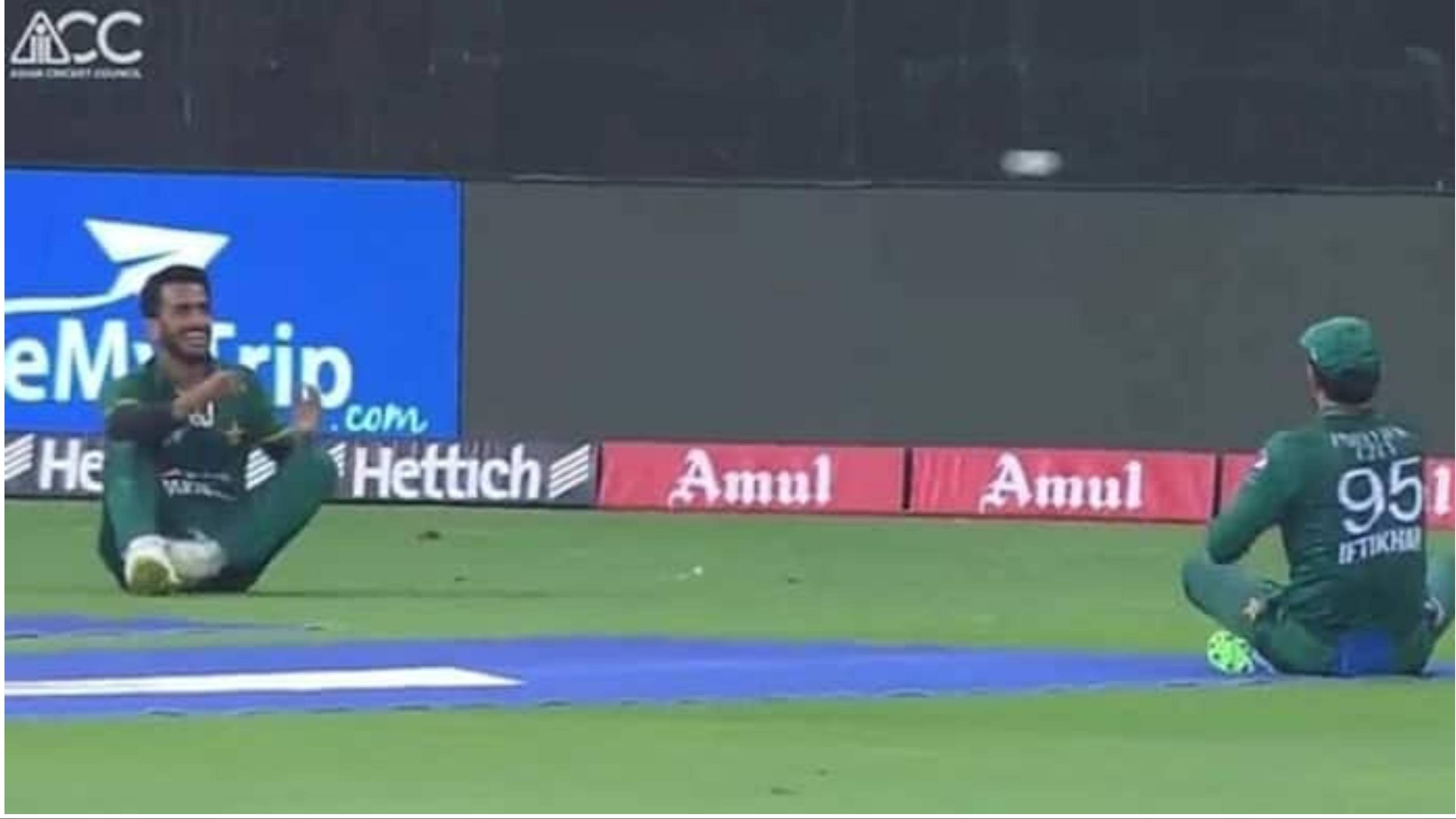 Asia Cup 2022: WATCH – Hasan Ali plays catch-catch with Iftikhar Ahmed after avoiding collision vs Sri Lanka