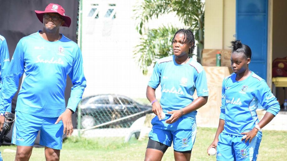 Courtney Walsh has previously worked with the West Indies women's team | CWI