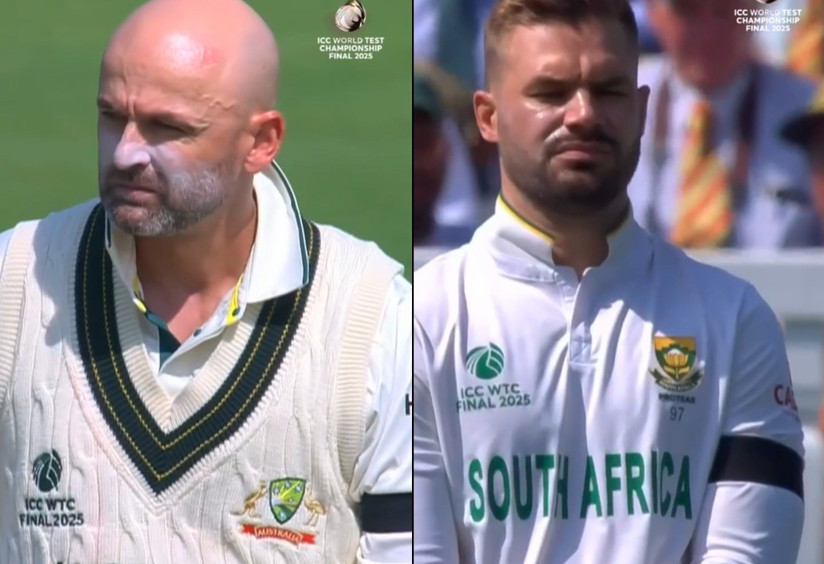 Australian and South African players wearing black armbands | ICC 