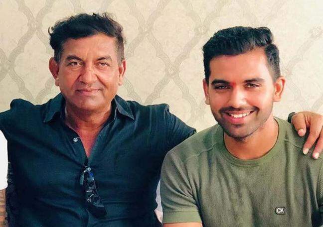 Deepak Chahar with his father | X