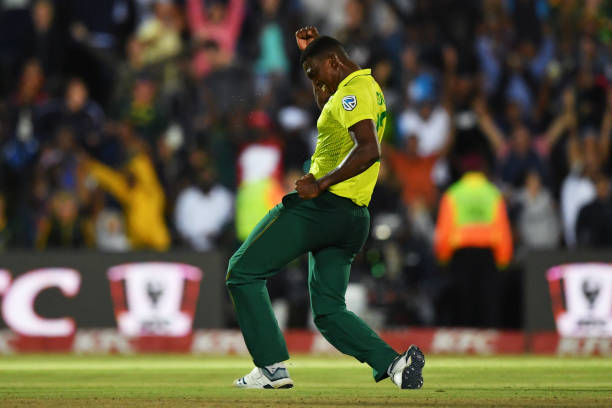 Man of the Match Lungi Ngidi took 3 wickets in first T20I against England. (photo - Getty Images)