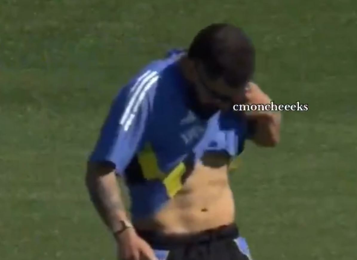 Virat Kohli's six pack abs | X