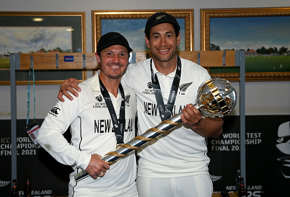 BJ Watling and Ross Taylor pose with the ICC World Test Championship mace | Getty