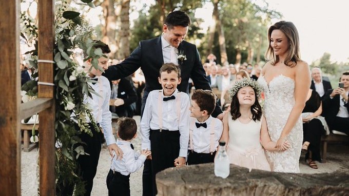 graeme-smith-ties-knot-with-long-time-girlfriend-romy-lanfranchi