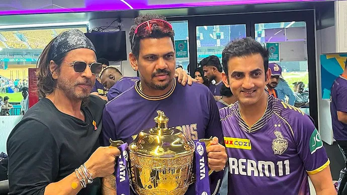 SRK with Sunil Narine and Gautam Gambhir after IPL 2024 win | X