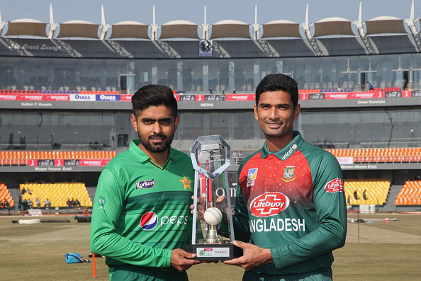 Mahmudullah and Babar poses with T20I trophy in Lahore | Getty Images