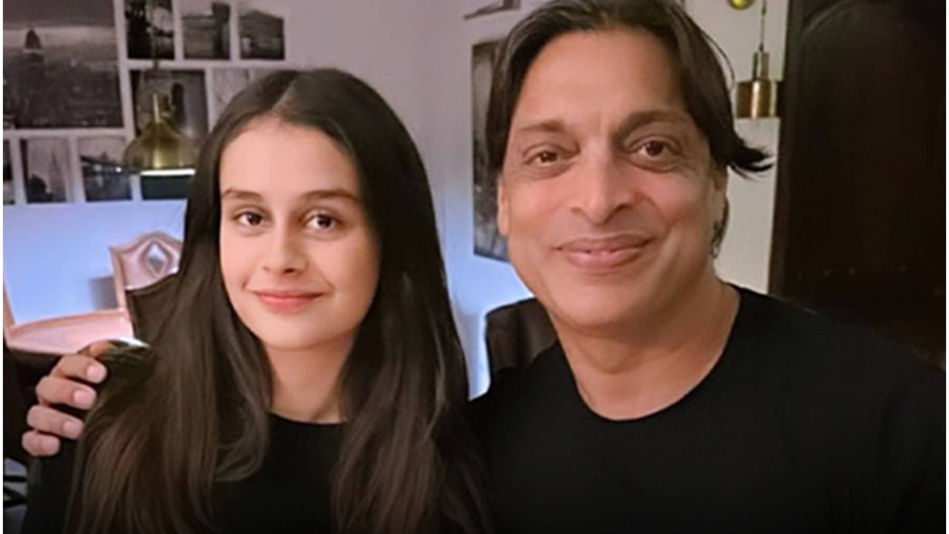 Shoaib Akhtar shares picture with ‘daughter’ on Instagram story; fans wonder whether the girl is his biological daughter