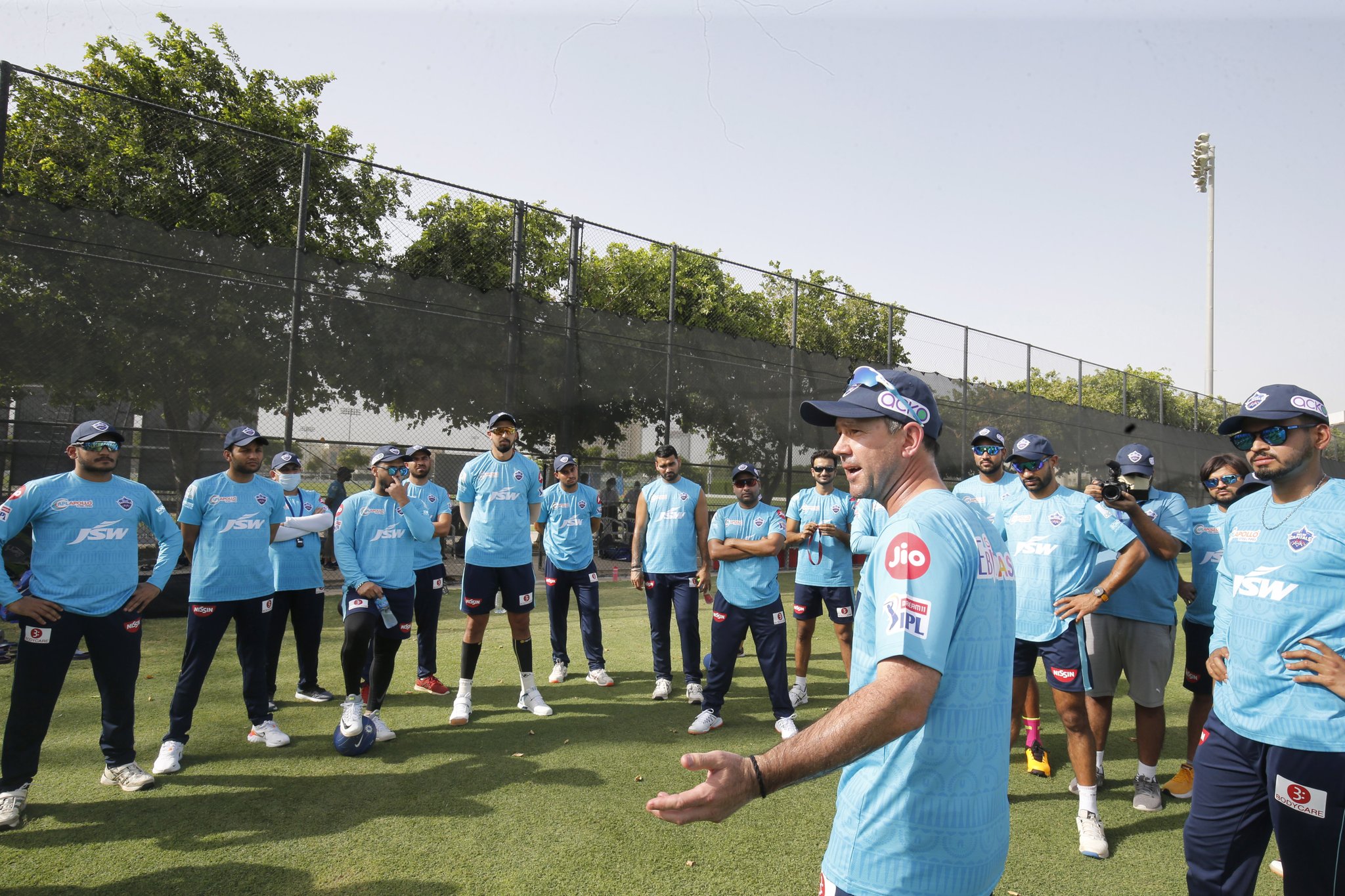 Ponting had his first session with the players in the new season | Twitter/Delhi Capitals 