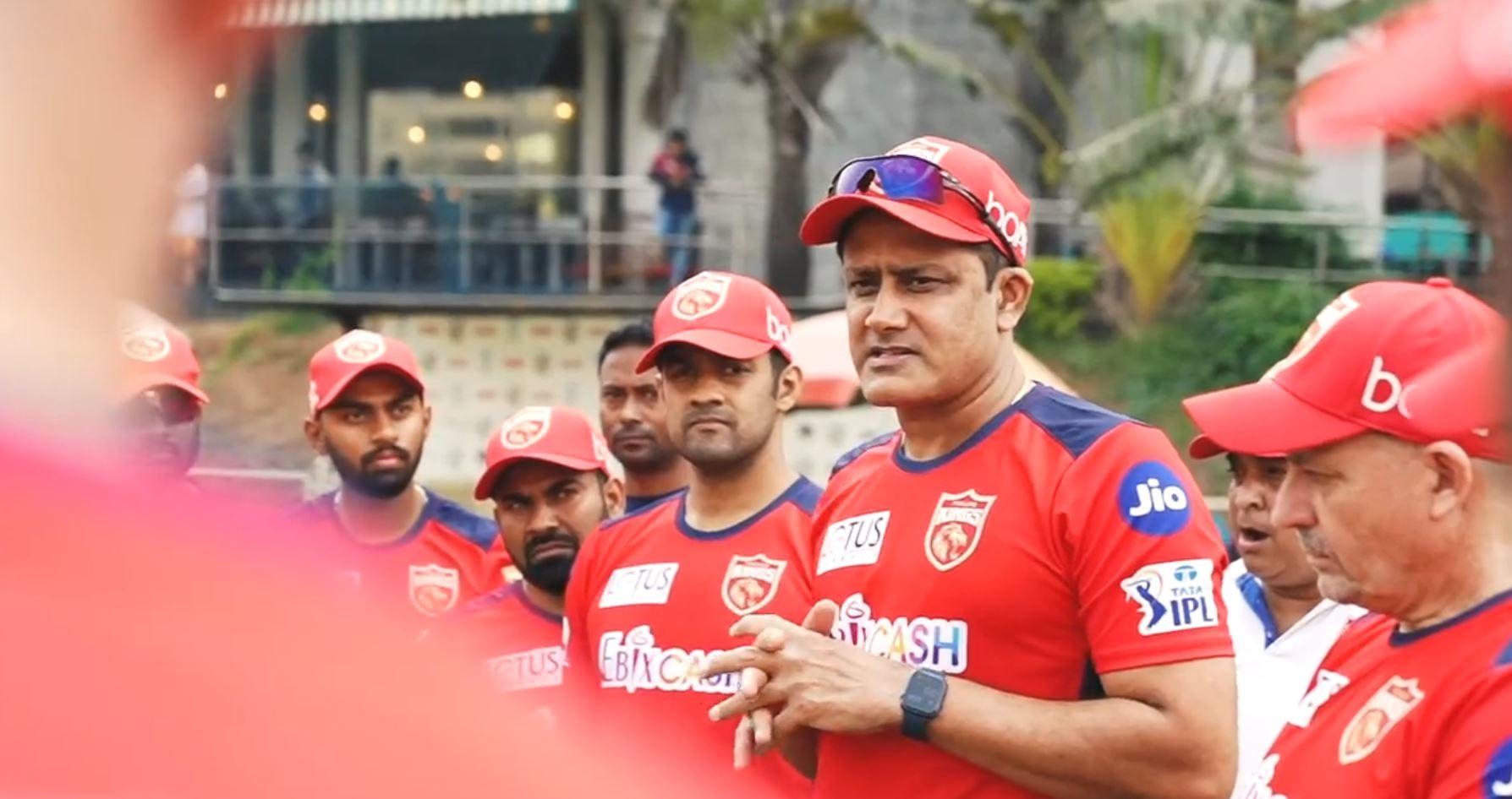 PBKS coach Anil Kumble giving a pep talk to the squad |  Twitter