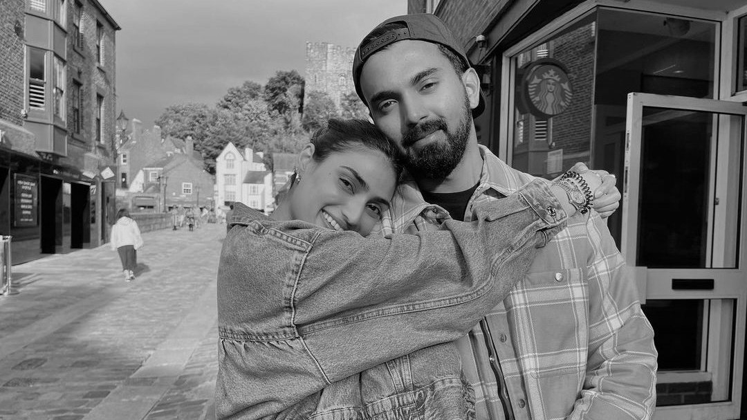 'Love You' - KL Rahul replies as Athiya Shetty wishes him on his 30th birthday, shares unseen photos