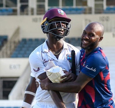 West Indies won the 1st Test thanks to Blackwood's (R) 55 and Roach's (L) 30* | Getty