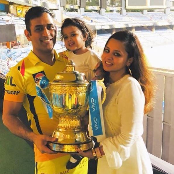 MS Dhoni along with wife Sakshi and daughter Ziva | Instagram