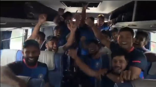 Rest of India squad celebrating Mukesh Kumar's inclusion in India squad | Twitter