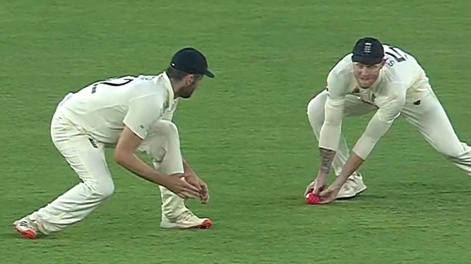 The replay showed Ben Stokes had clearly grassed the ball while taking the catch | Twitter