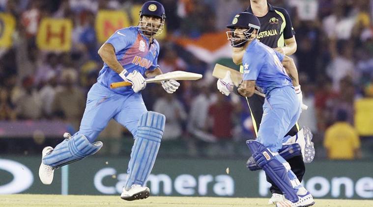 MS Dhoni and Virat Kohli during that match against Australia in ICC WT20 2016 | Twitter
