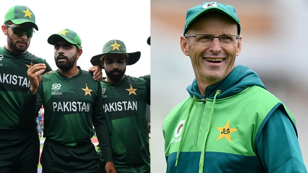 Pakistan team and coach Gary Kirsten | X