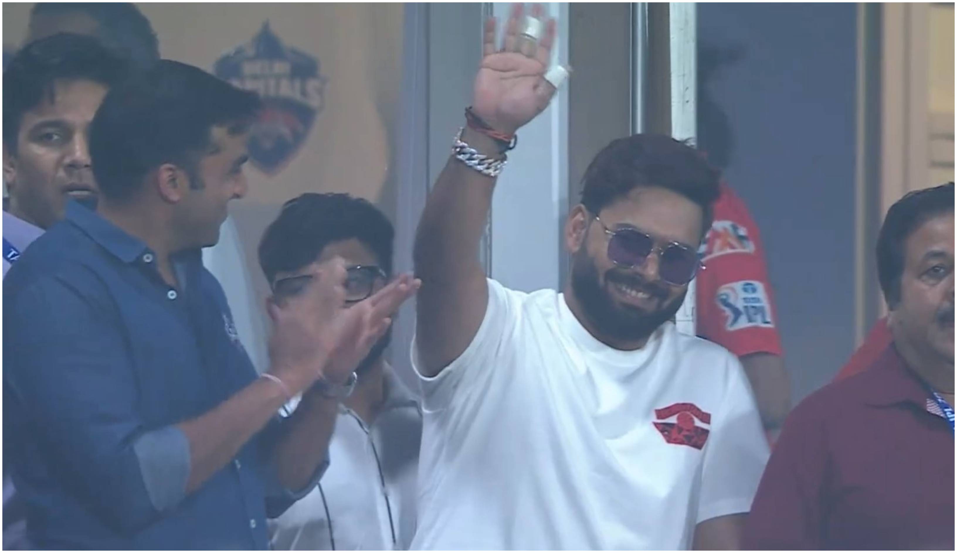 Rishabh Pant watching the DC vs GT match from stands | Twitter