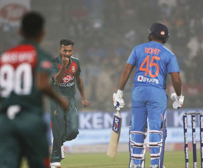 Captain Rohit Sharma fell for 9 runs | AFP