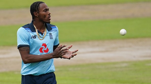 ENG v AUS 2020: Jofra Archer faces racist abuse on Instagram; exposes the troll publicly