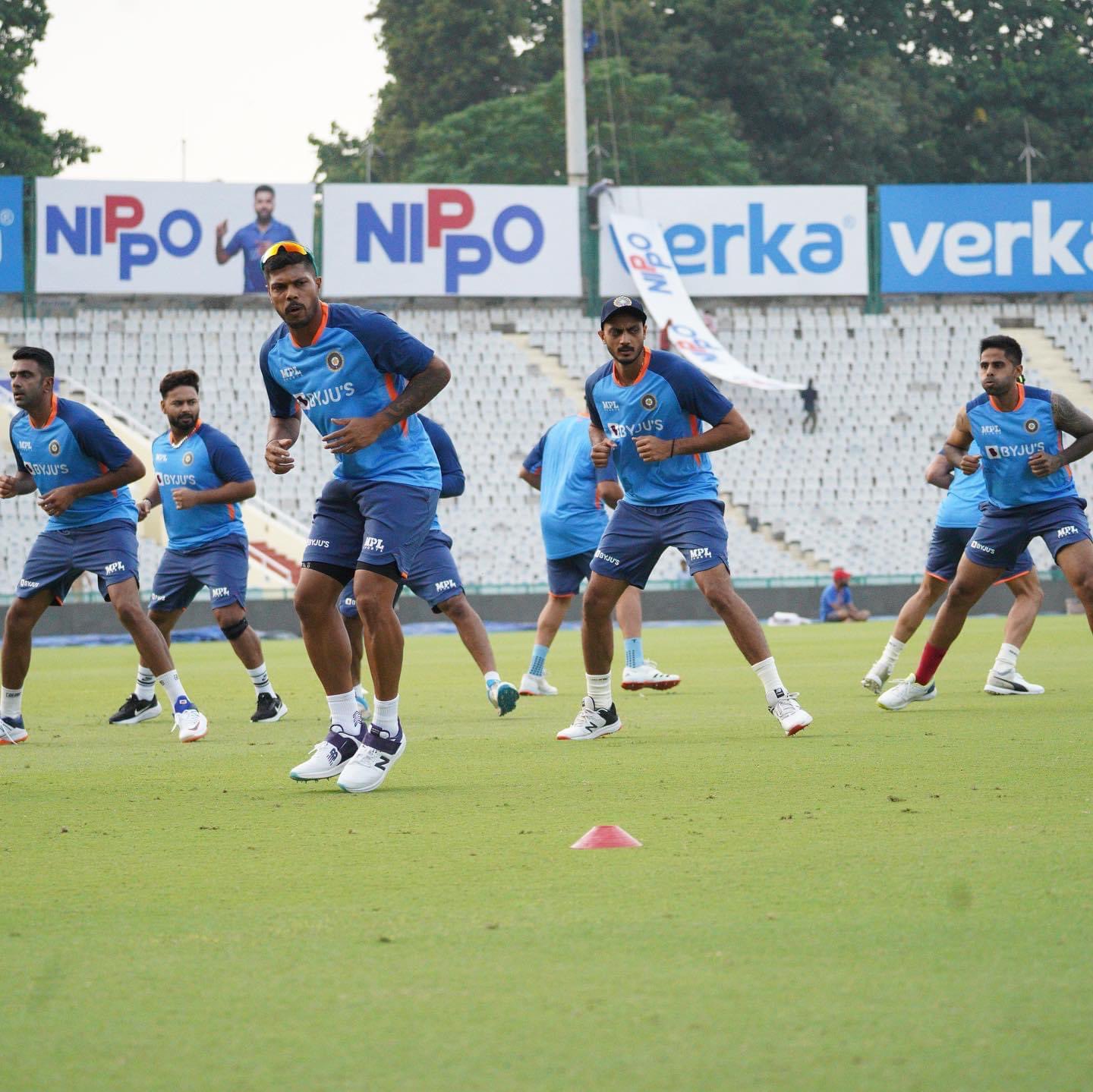 Team India players warming up before practice session | PCA Twitter