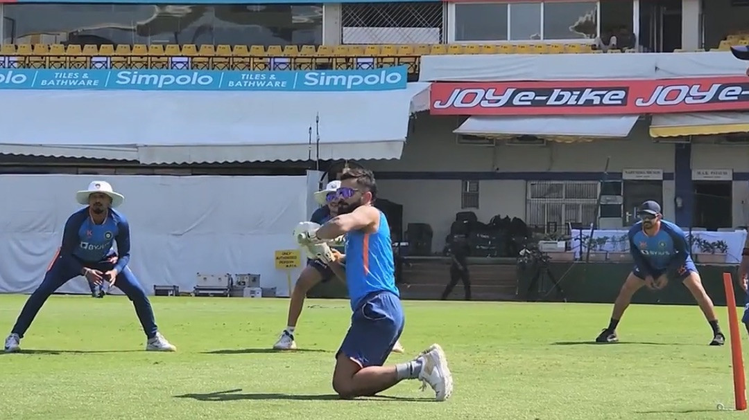 IND v AUS 2023: WATCH – Virat Kohli leads Team India's fielding drills ahead of third Test in Indore