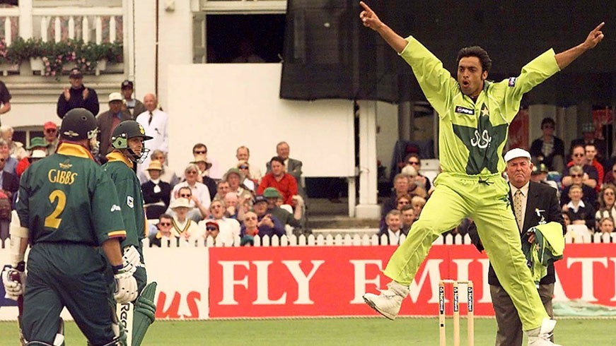 Shoaib Akhtar recalls his fiery spell against South Africa which damaged them badly