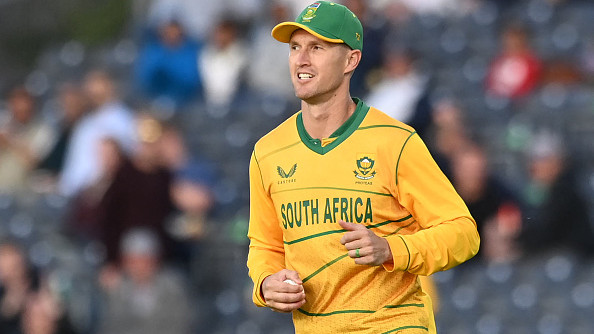 South Africa all-rounder Dwaine Pretorius calls time on his international cricket career