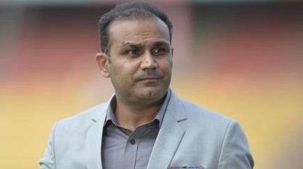 WATCH - Virender Sehwag shows gratitude towards Corona Warriors, shares important message with all
