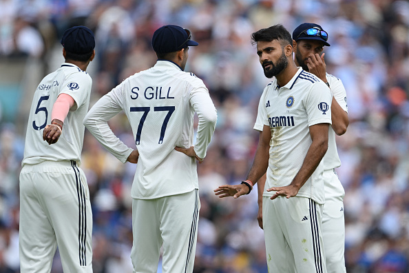 Shubman Gill talking to Akash Deep on Day 4 at The Oval | Getty