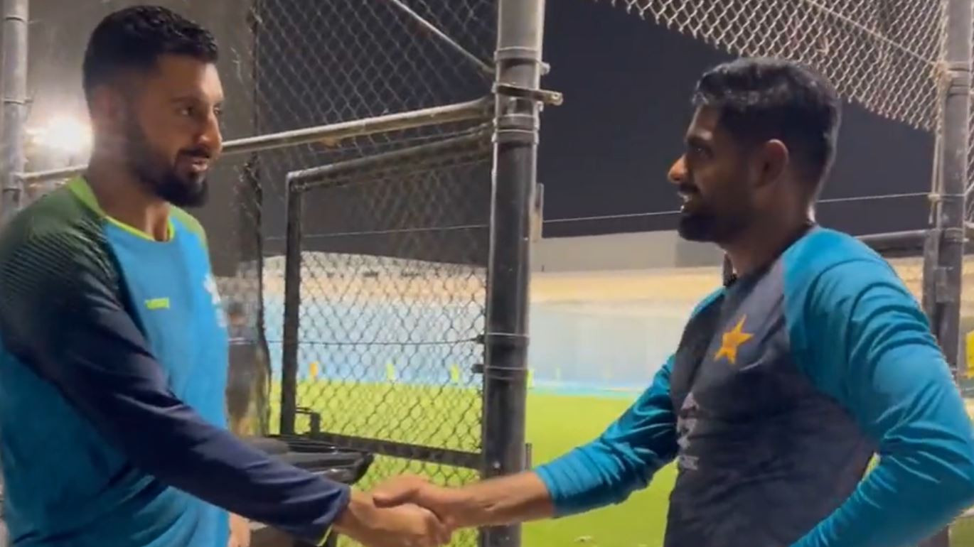 Asia Cup 2022: WATCH- “Kya Tip Chahiye”- Babar Azam asks Hong Kong captain Nizakat Khan ahead of their knockout clash