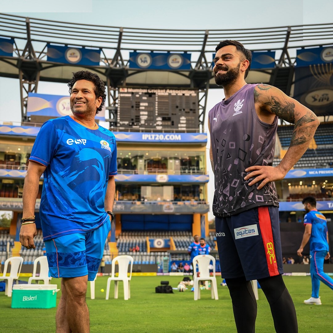 Virat Kohli caught up with Sachin Tendulkar at the Wankhede Stadium | Twitter