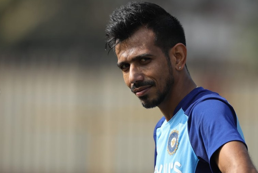 IND v SL 2020: BCCI asks fans what Virat Kohli is looking at, Yuzvendra  Chahal drops a funny reply