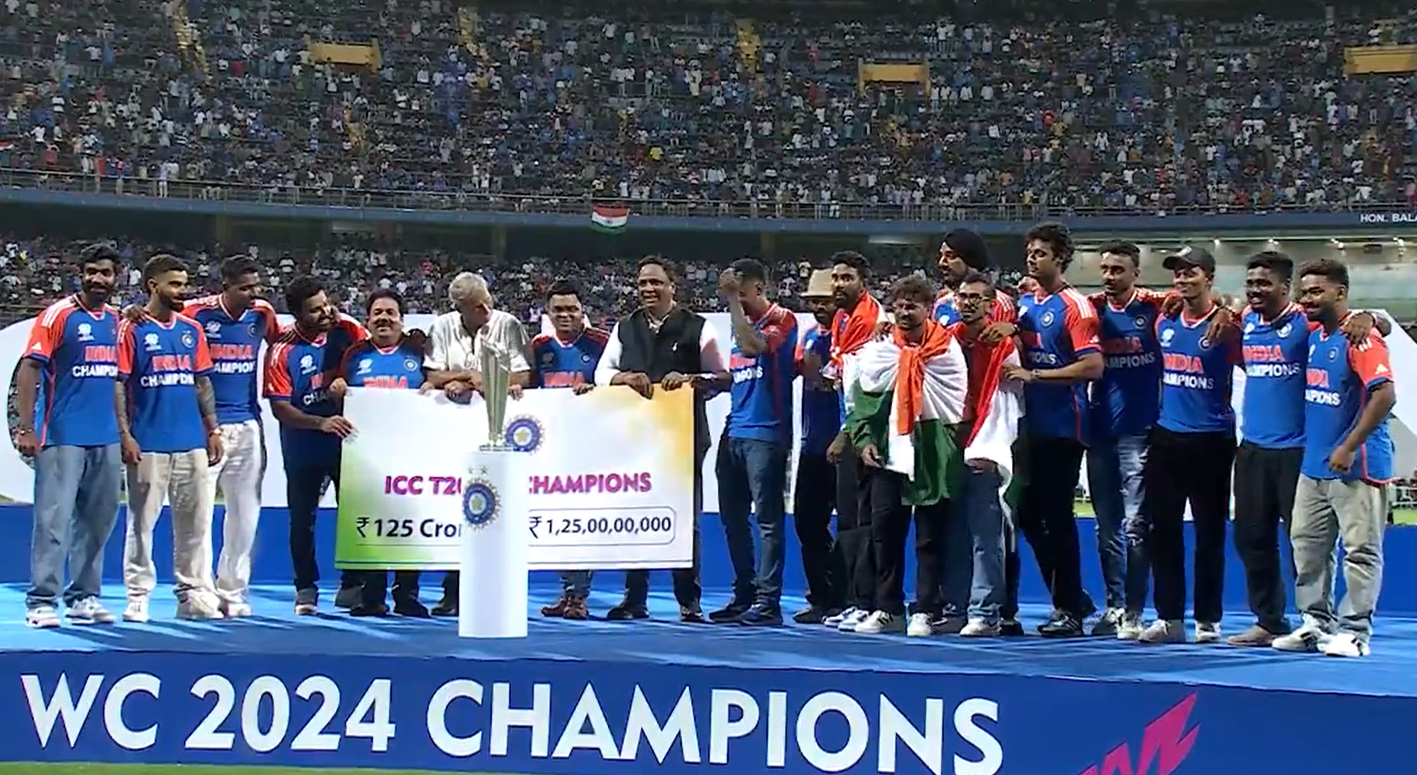 2024 T20 World Cup winners receiving 125 CR cheque | BCCI