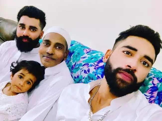 Mohammed Siraj with his father and brother Ismail | Instagram