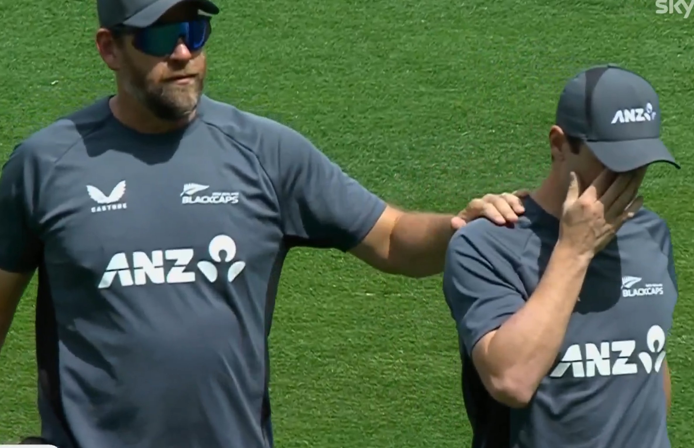 Matt Henry consoled by Jacob Oram | X