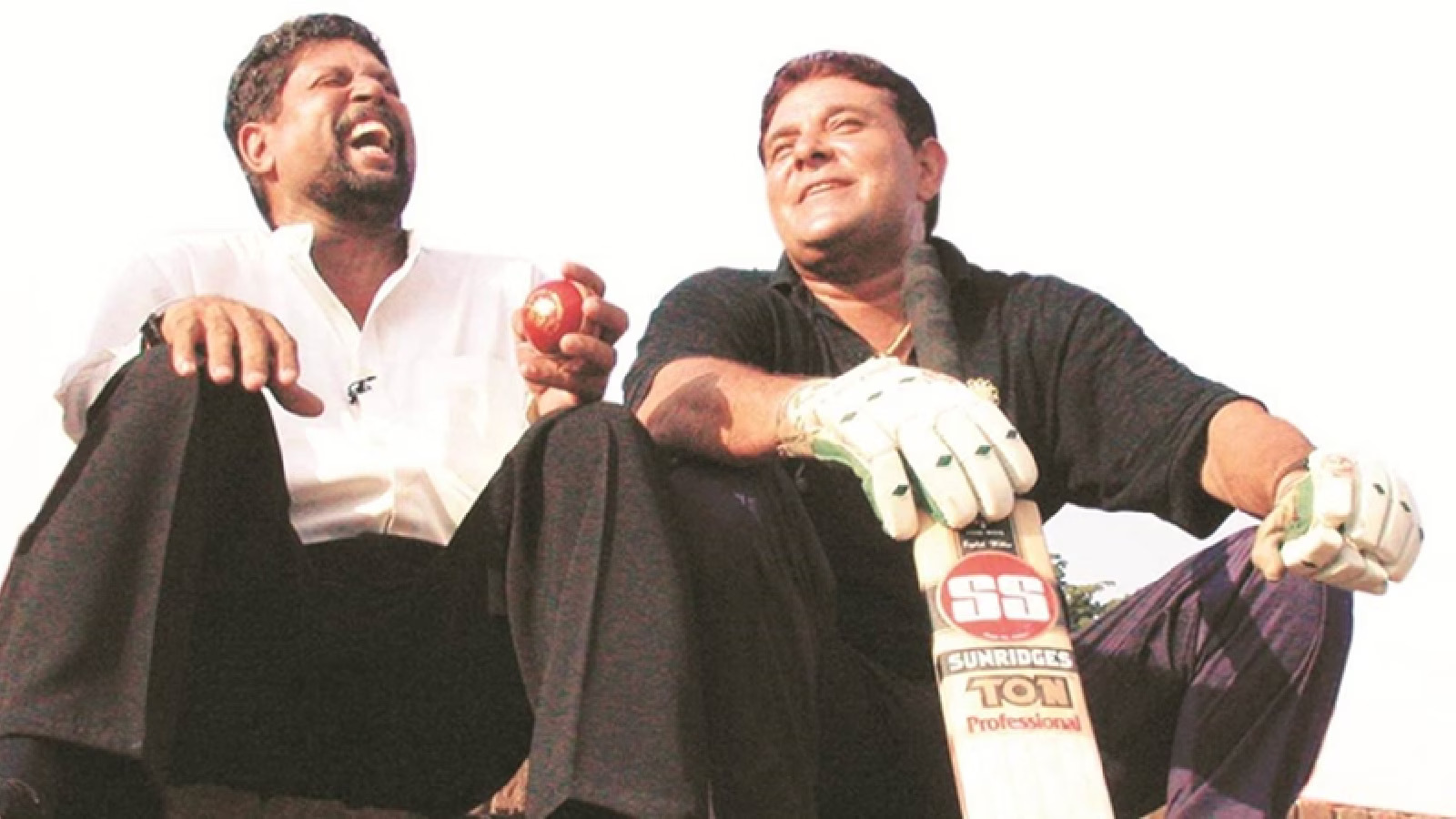 Yograj Singh revealed he wanted to kill Kapil Dev after he was dropped from Indian team | x