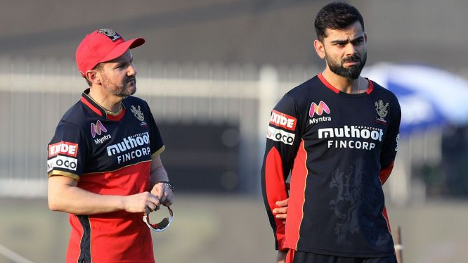 IPL 2022: RCB didn’t try to convince Virat Kohli to stay as captain; respectful of his decision- Mike Hesson