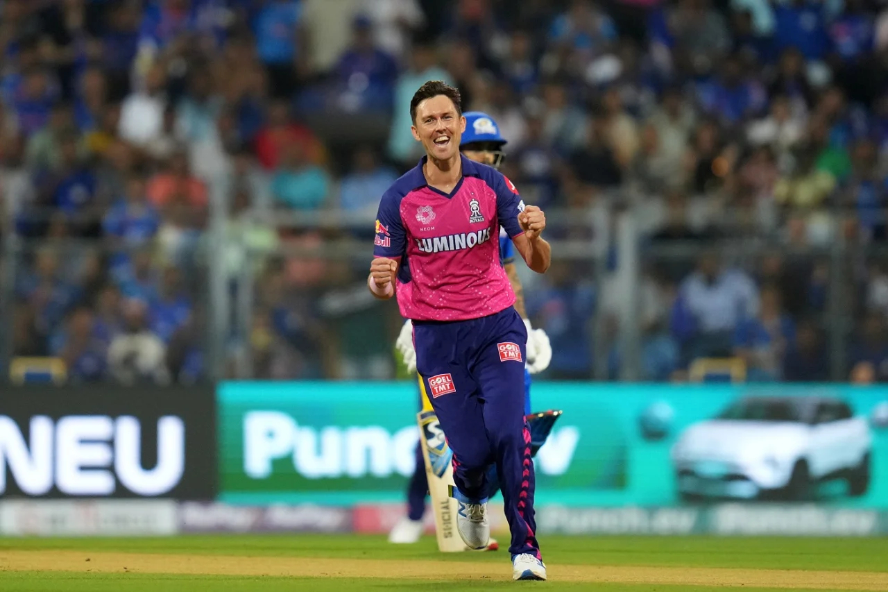 Trent Boult ripped apart MI top order  | BCCI0IPL