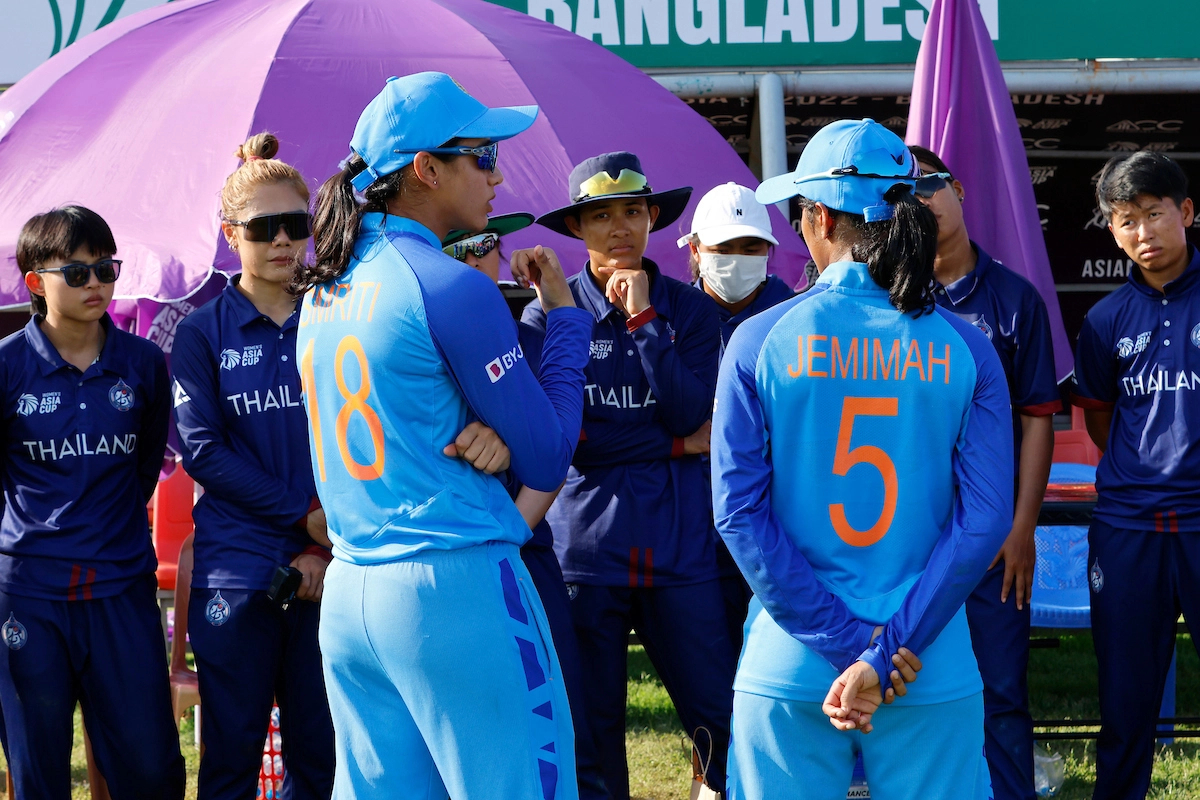 Smriti Mandhana talking to Thailand team after the match | ACC