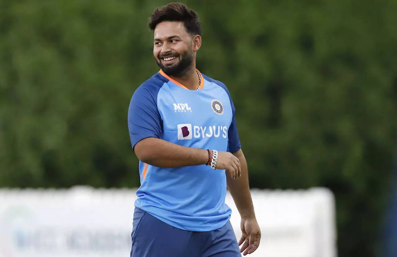 Rishabh Pant is admitted to a hospital after car crash