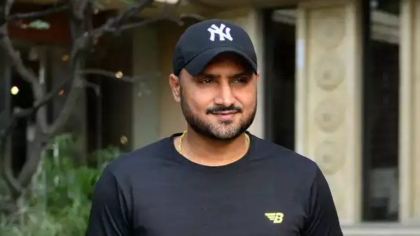 “Get the F out of here”- Harbhajan Singh’s angry reply to Pakistani user over security issues in country