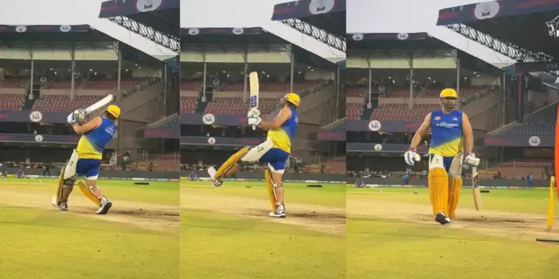 MS Dhoni hitting some big shots for sixes in Bengaluru | CSK Twitter