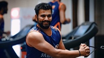 IPL 2020: PICS - Rohit Sharma shows off his bulging muscles in latest workout pictures 