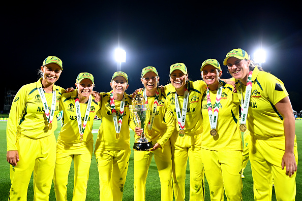 Australia Women poses with the World Cup 2022 Trophy | Getty Images
