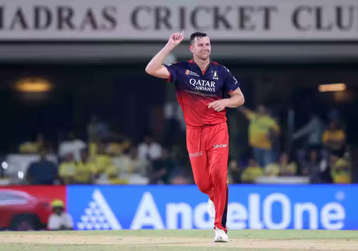 Josh Hazlewood took 3 wickets for RCB | IPL-BCCI