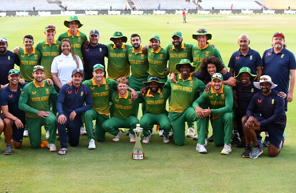 South Africa team celebrate the ODI series 3-0 win over India | Getty Images