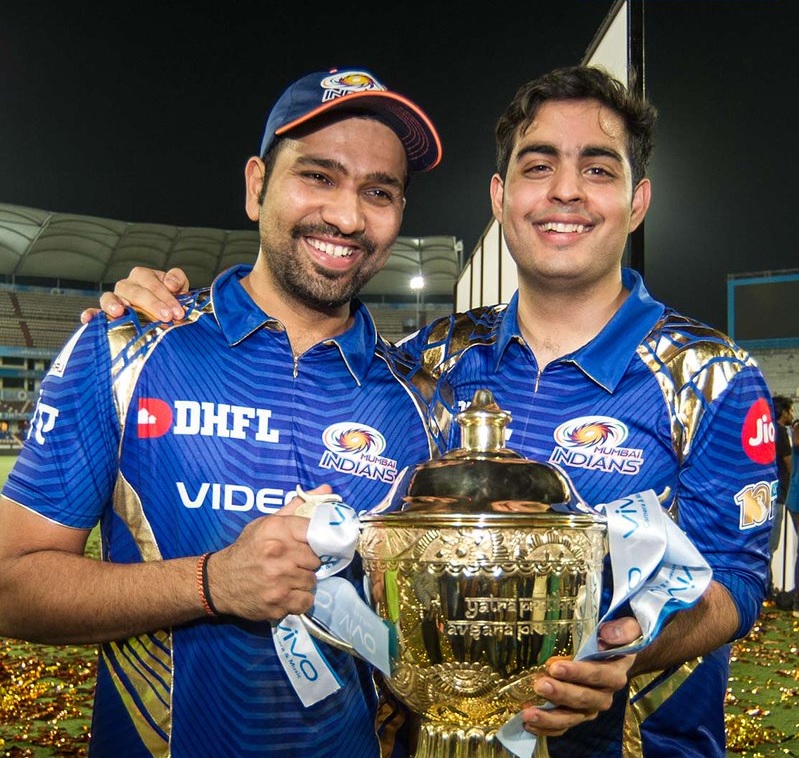 Akash Ambani with Rohit Sharma