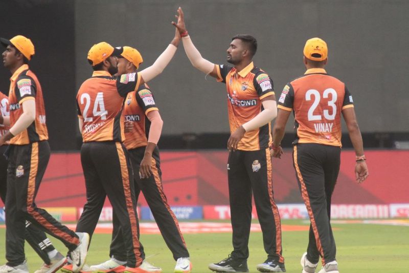 Hubli Tigers were brilliant with the ball while defending the total of 152 in the final (Pic. Source: KPL)